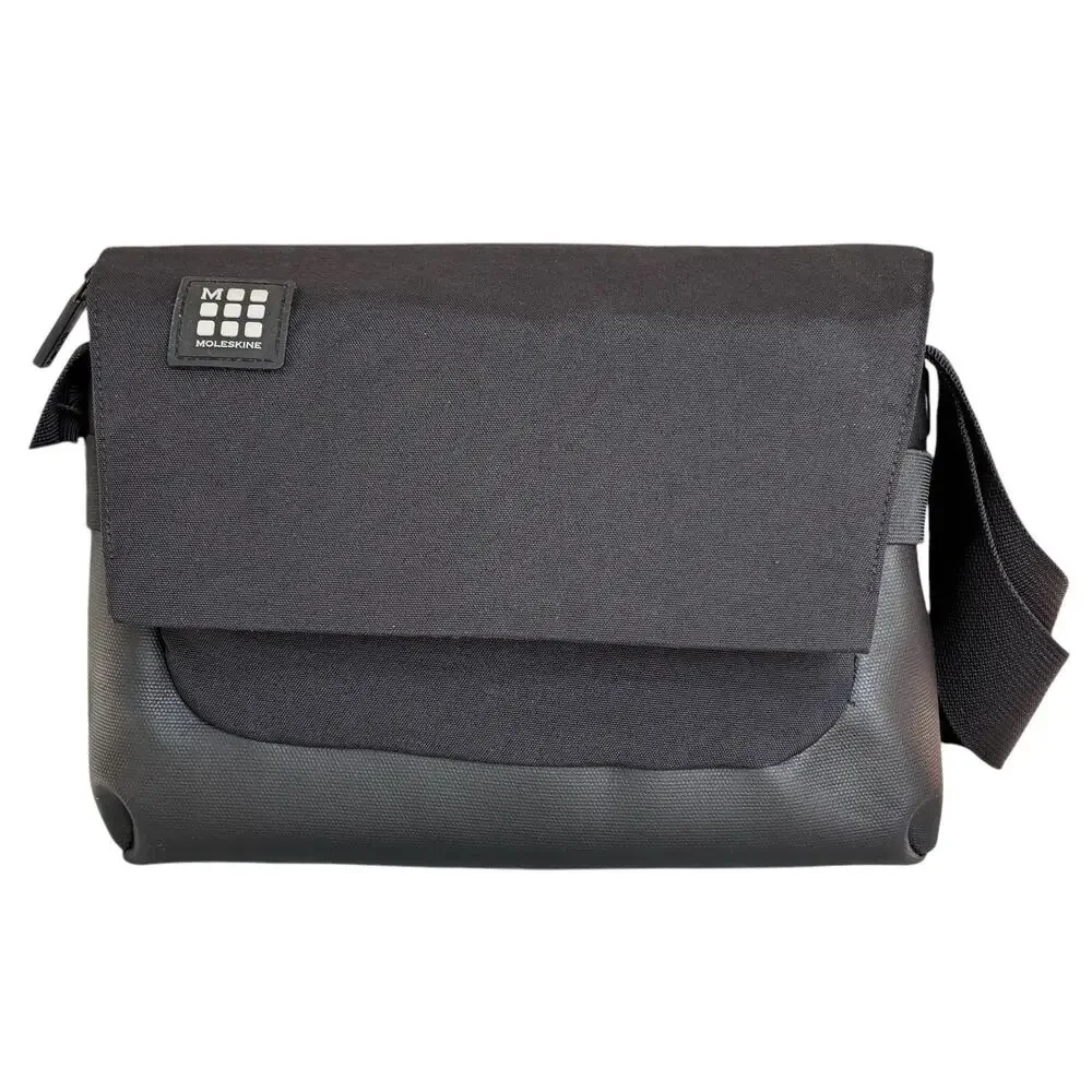 NWT Moleskine ID Collection Reporter Bag. Fits Devices 11” Black Water Resistant